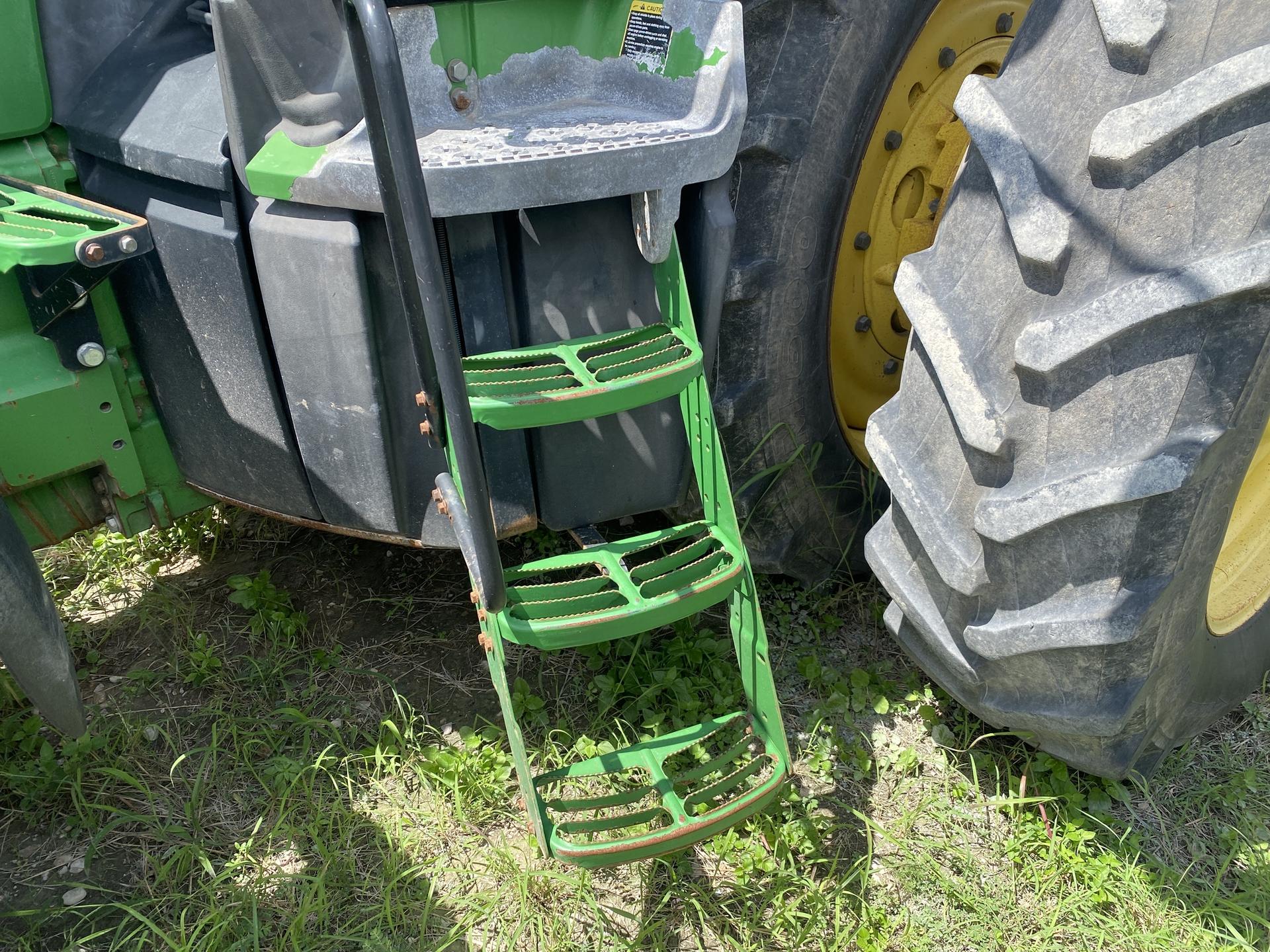 2011 John Deere 8360R