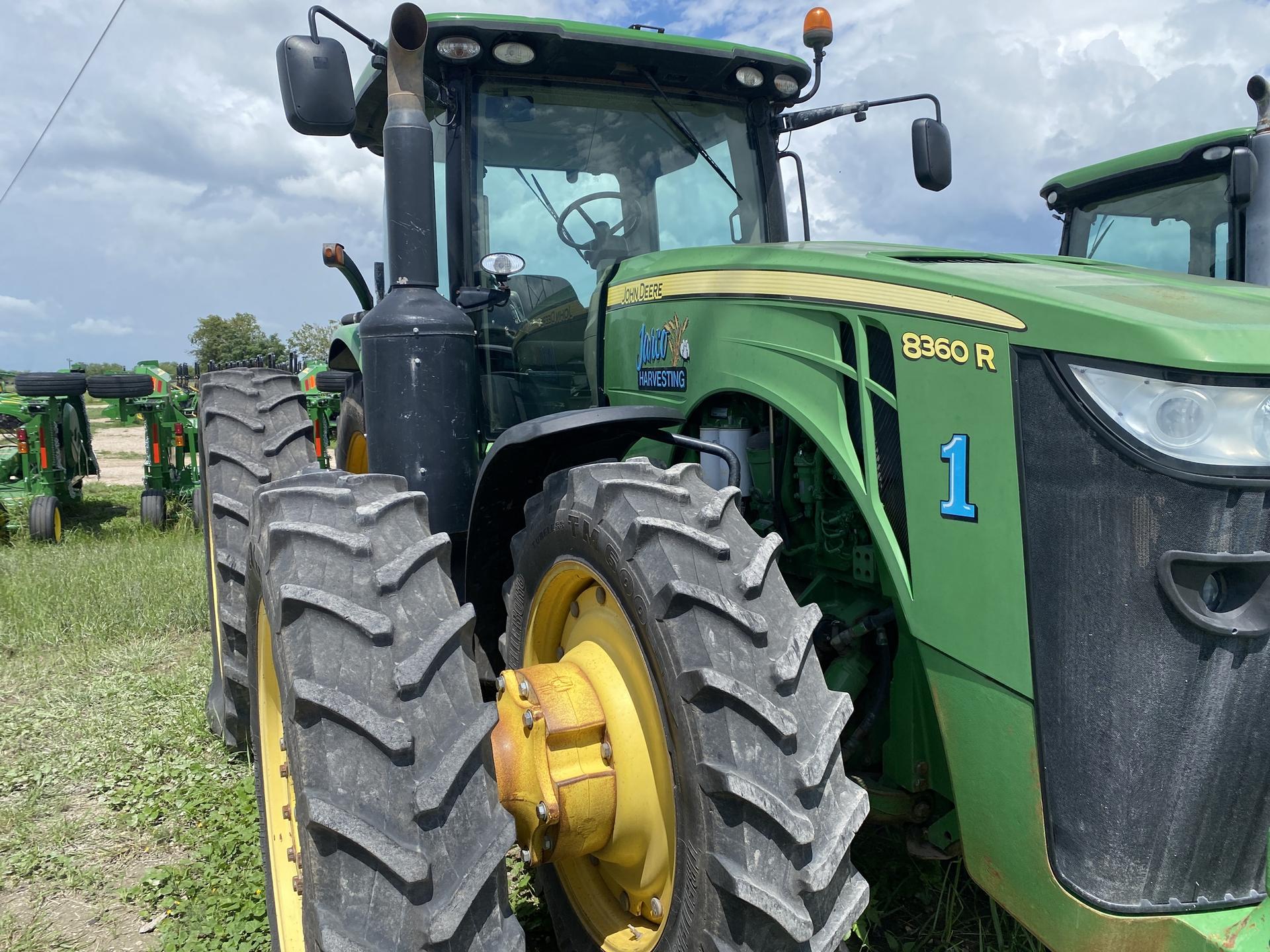 2011 John Deere 8360R