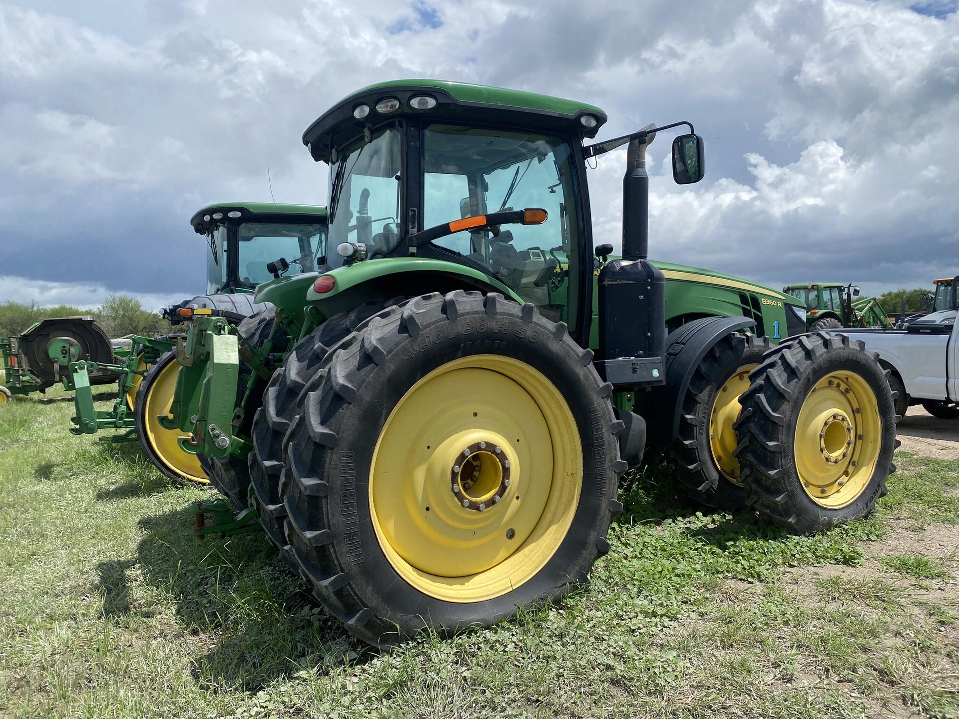 2011 John Deere 8360R