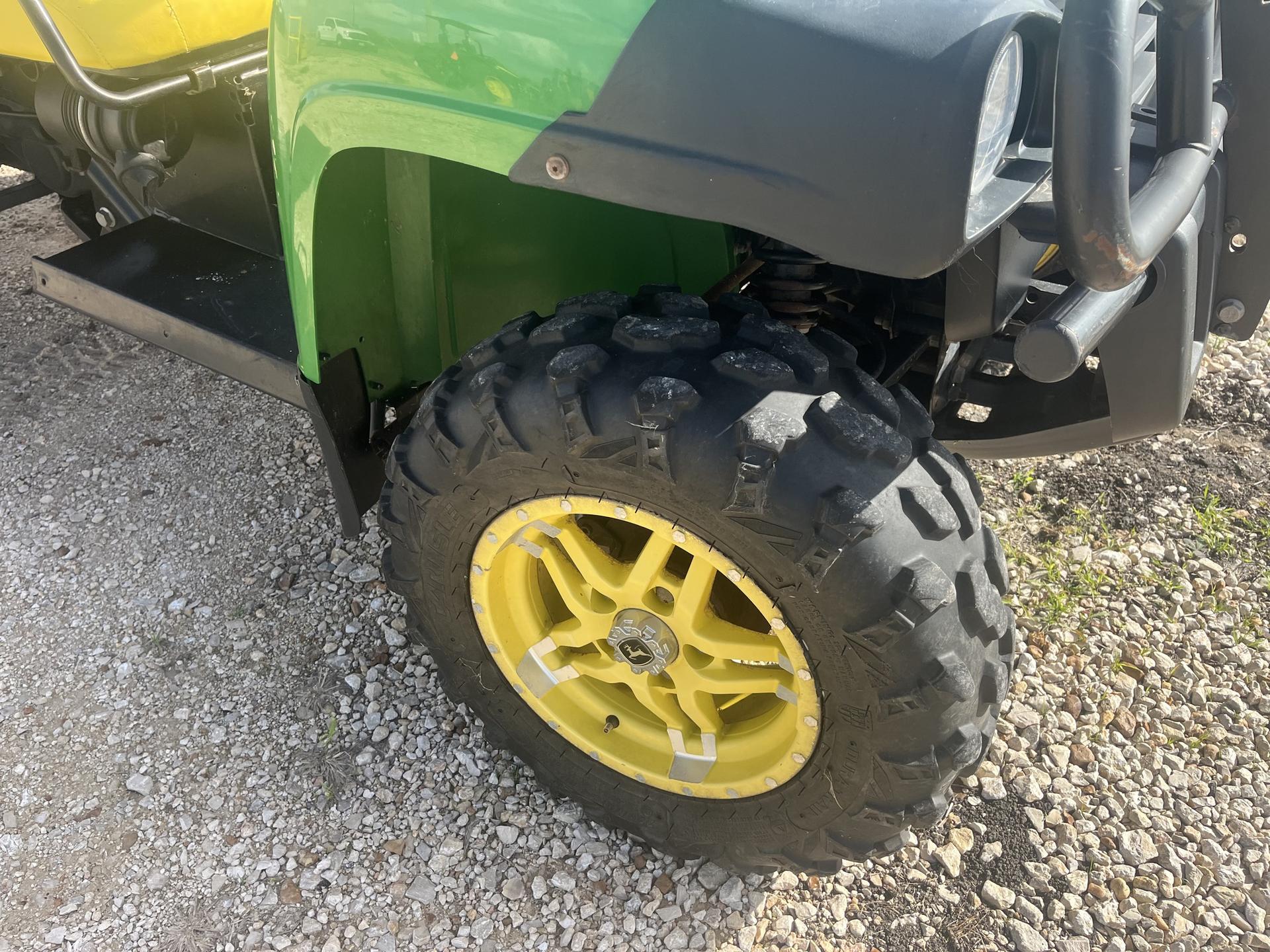 2018 John Deere XUV 825M Image