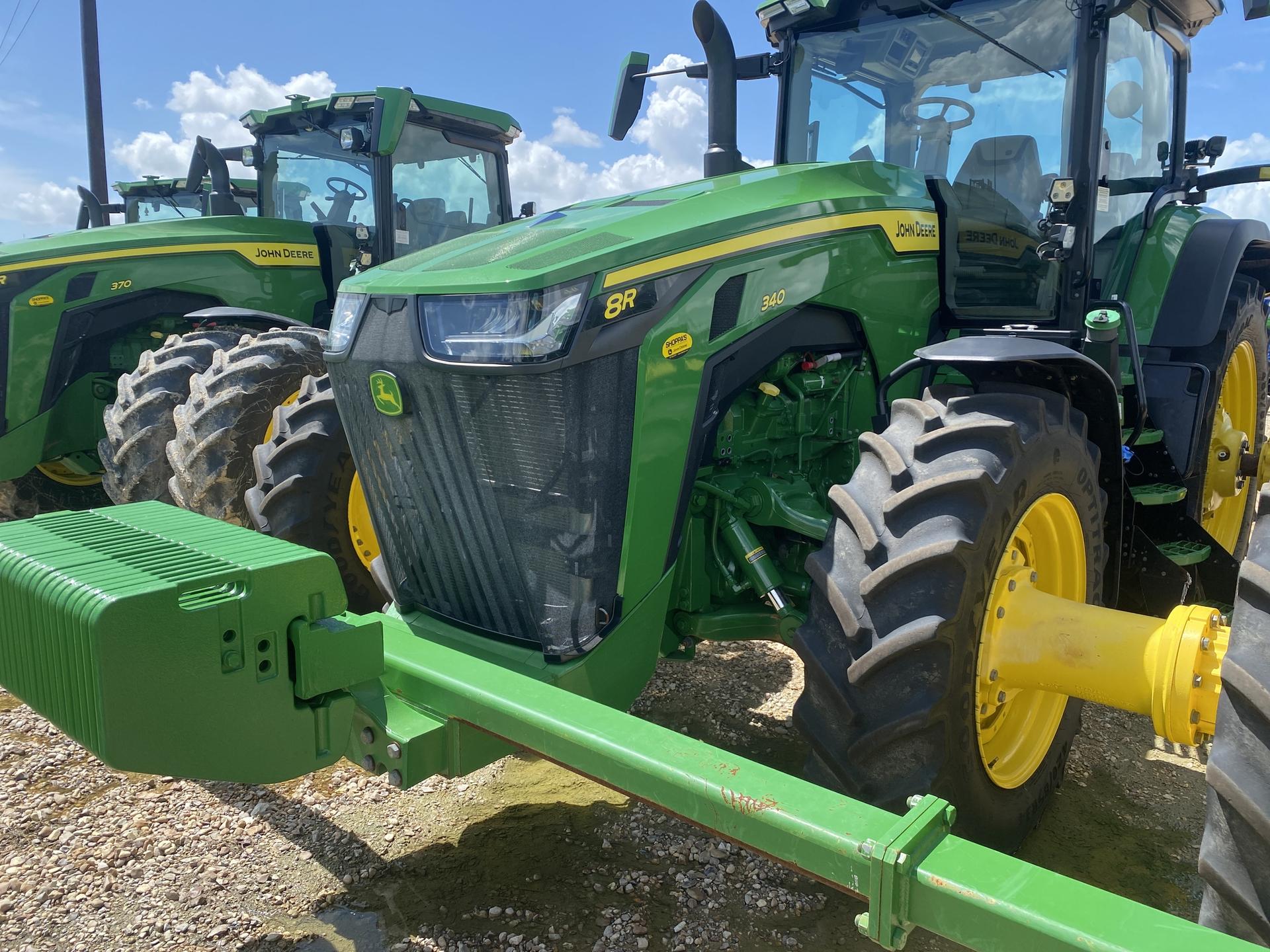 2023 John Deere 8R 340