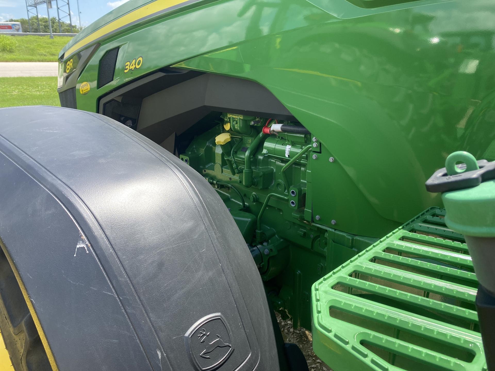 2023 John Deere 8R 340