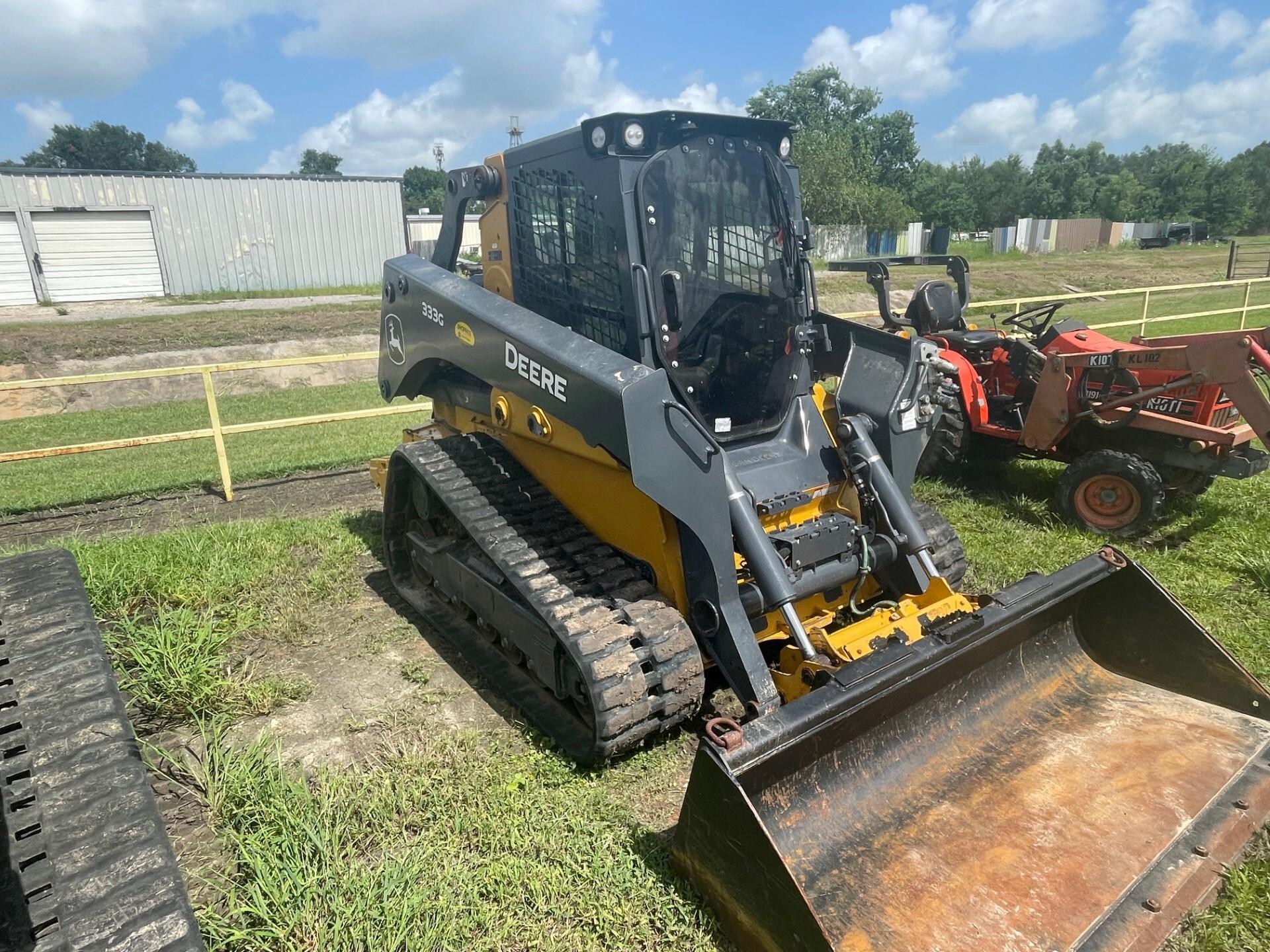 2023 John Deere 333G