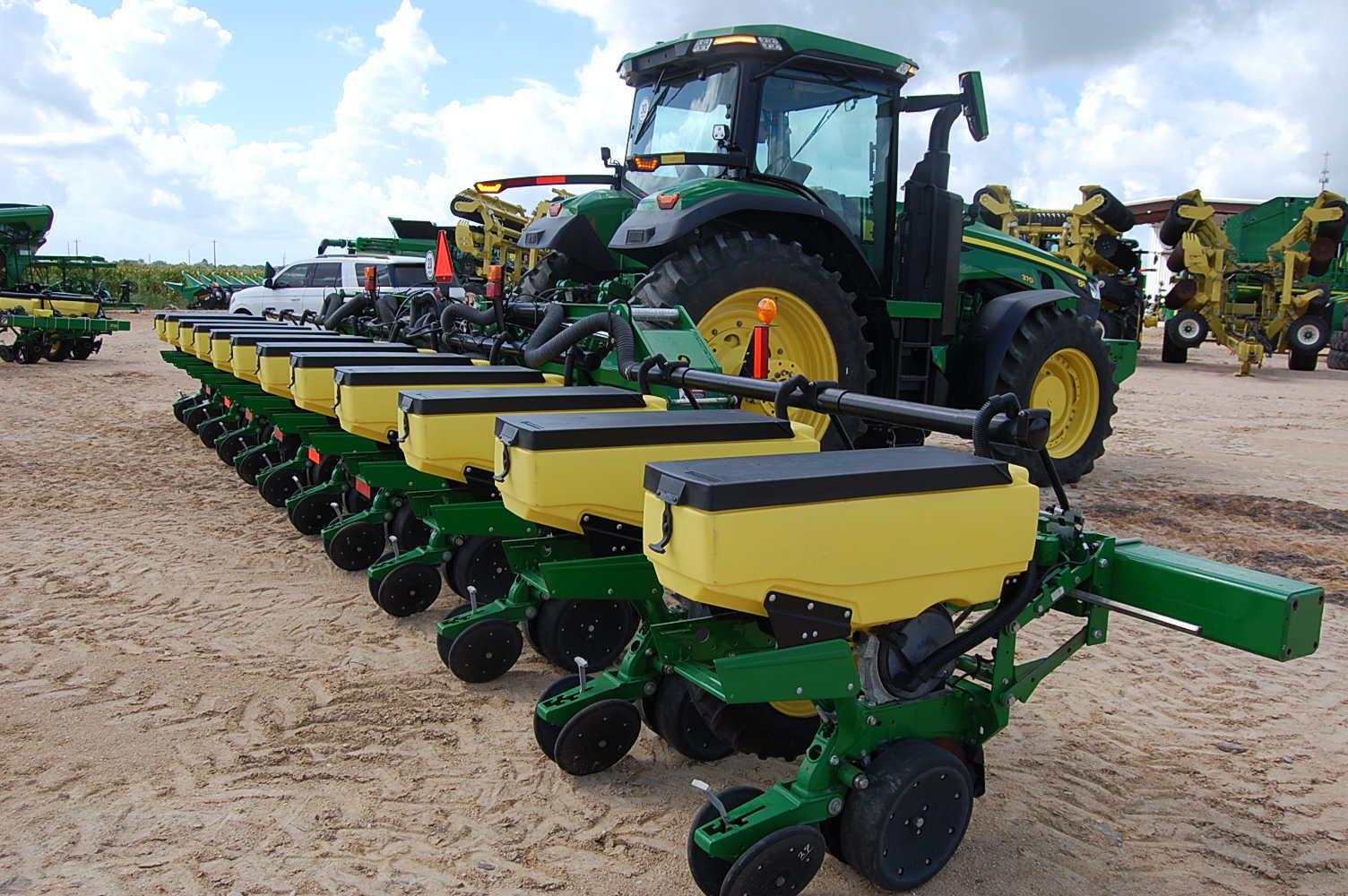 2021 John Deere 1725