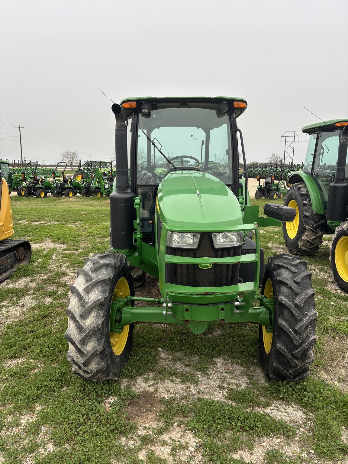 2023 John Deere 5100E Image