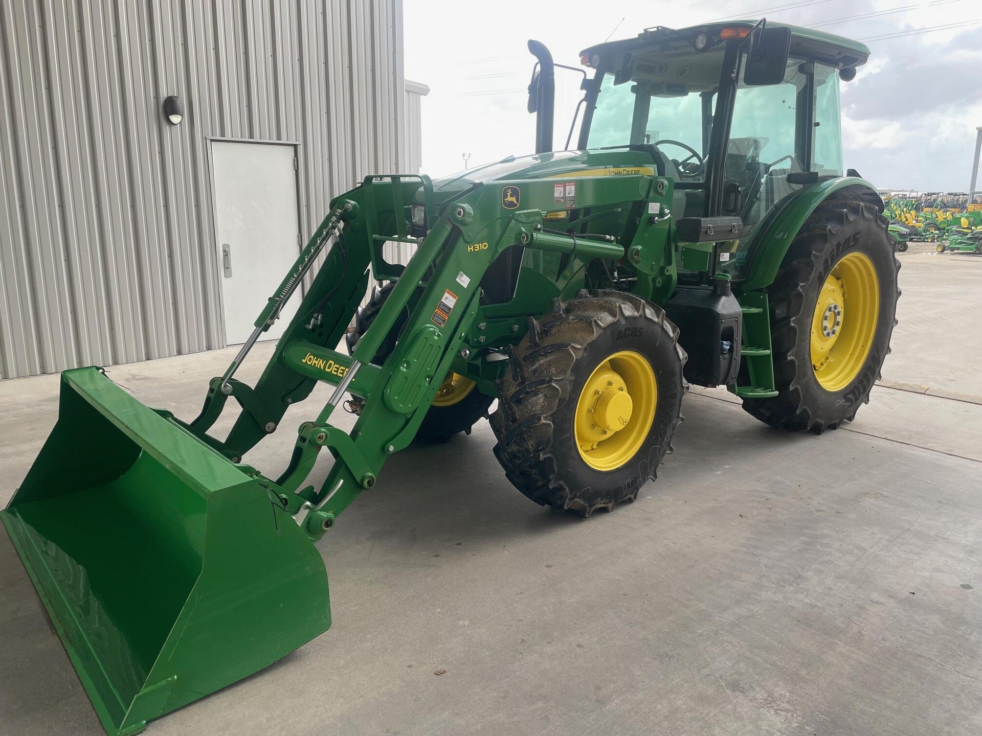 2023 John Deere 6120E Cab