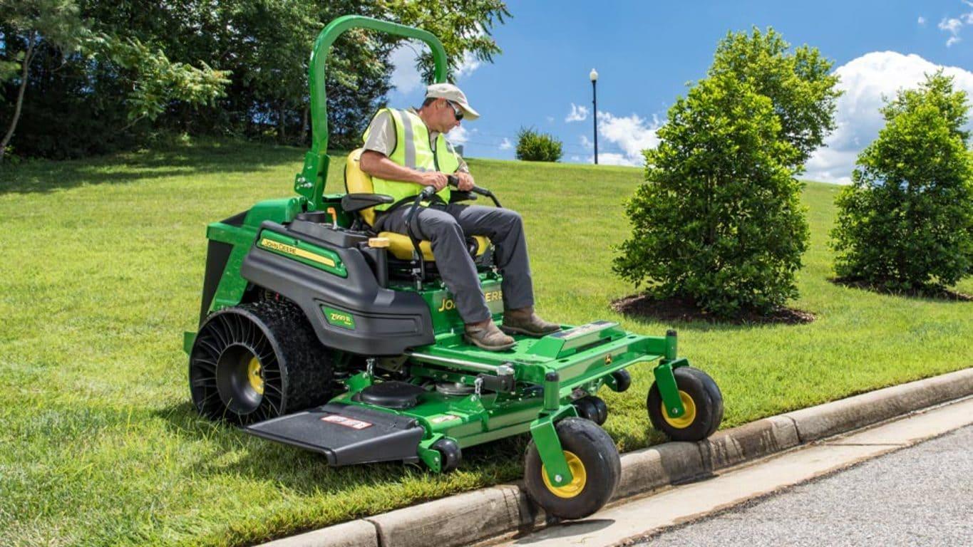 Z994R Diesel ZTrak™ Zero-Turn Mower