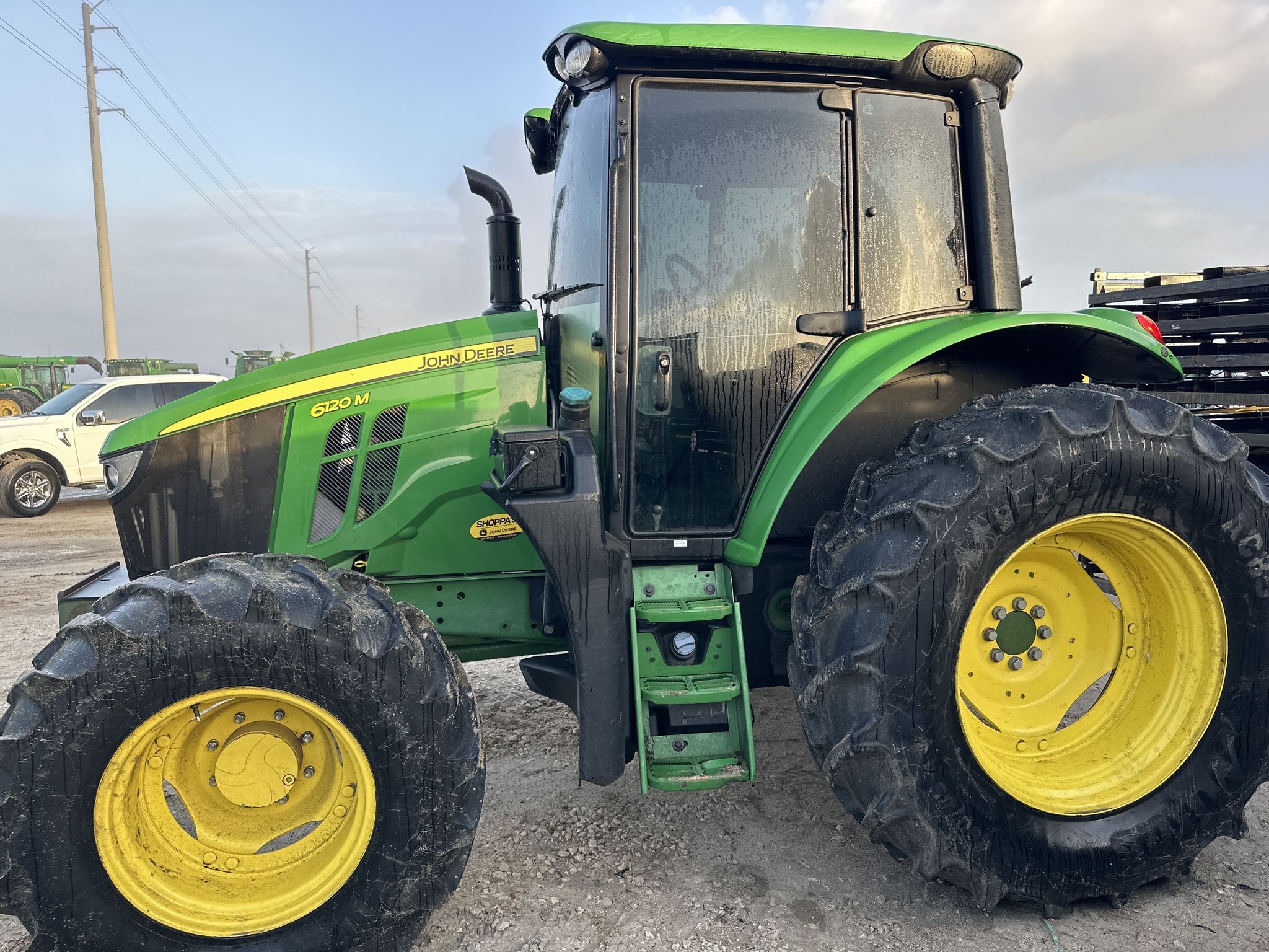 2021 John Deere 6120M Image