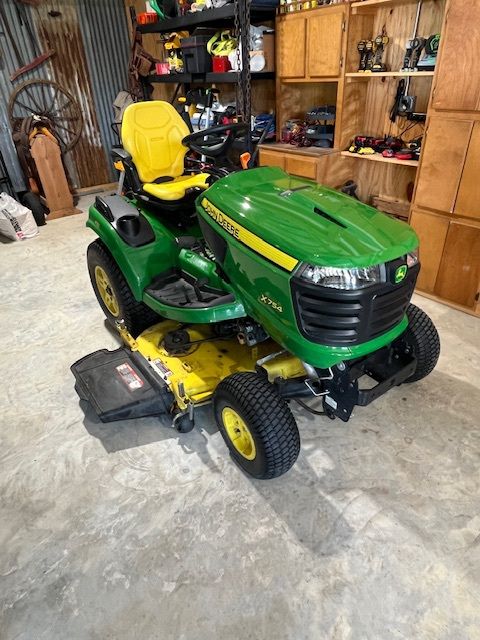 2019 John Deere X754 Image