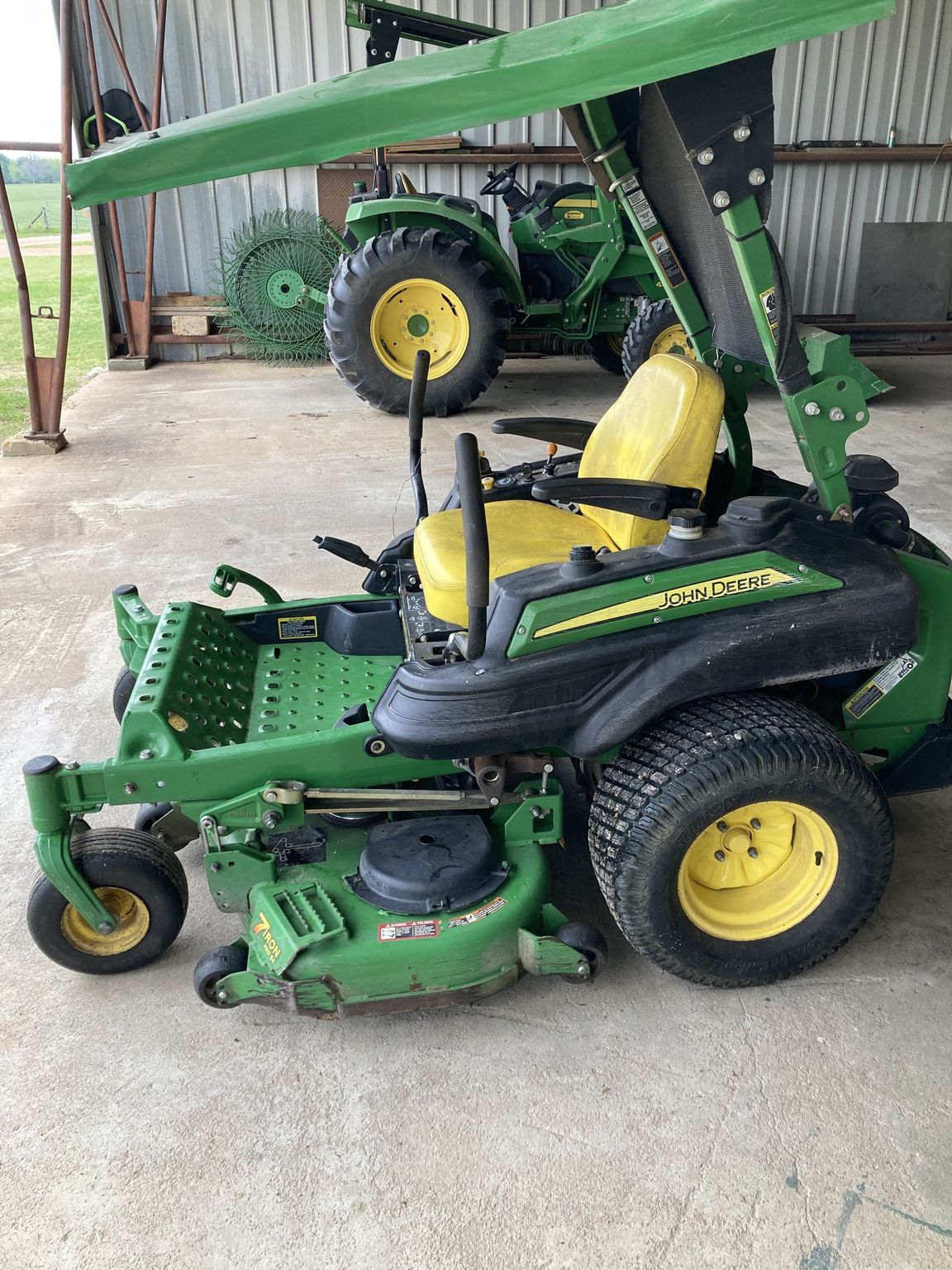 John Deere Z920M Image