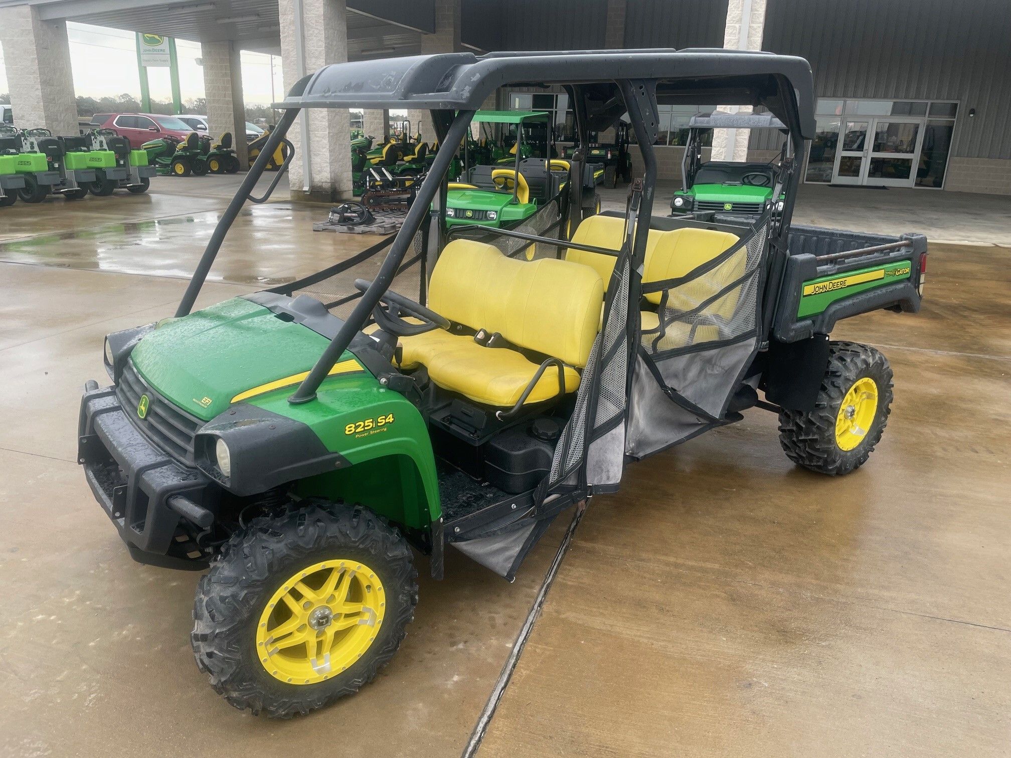 2015 John Deere XUV 825I S4 Image