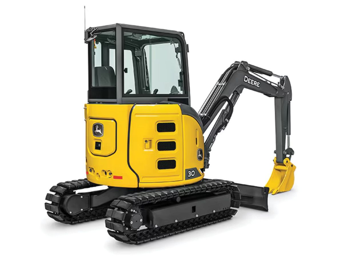 30P COMPACT MINI EXCAVATOR – $45,999 CASH SALE PRICE